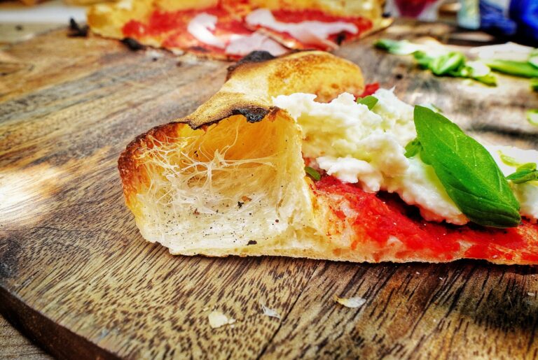 topdown_prosciutto_burrata